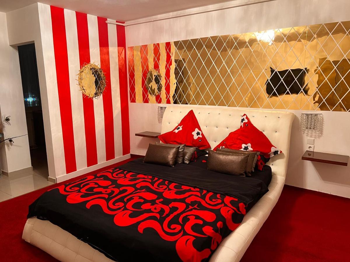 Garsoniera Mihaela Apartment เดวา ภายนอก รูปภาพ